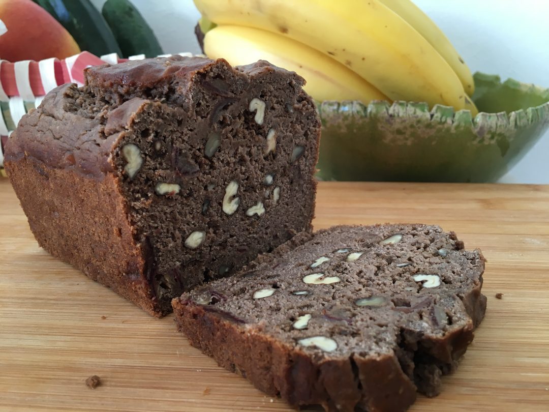 Pan de platano y saraceno con datiles, nueces y chia
